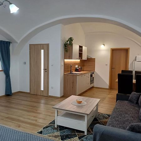 Martinuv Dvur Apartment Пилзен Екстериор снимка