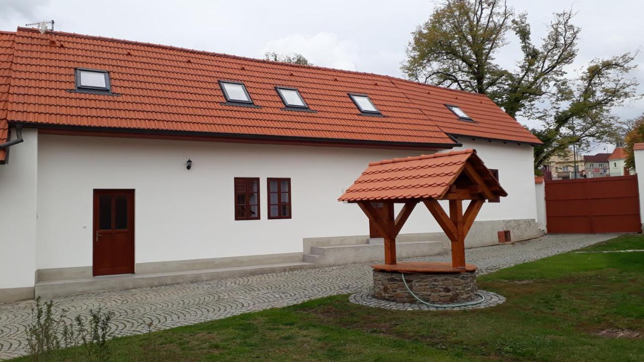 Martinuv Dvur Apartment Пилзен Екстериор снимка